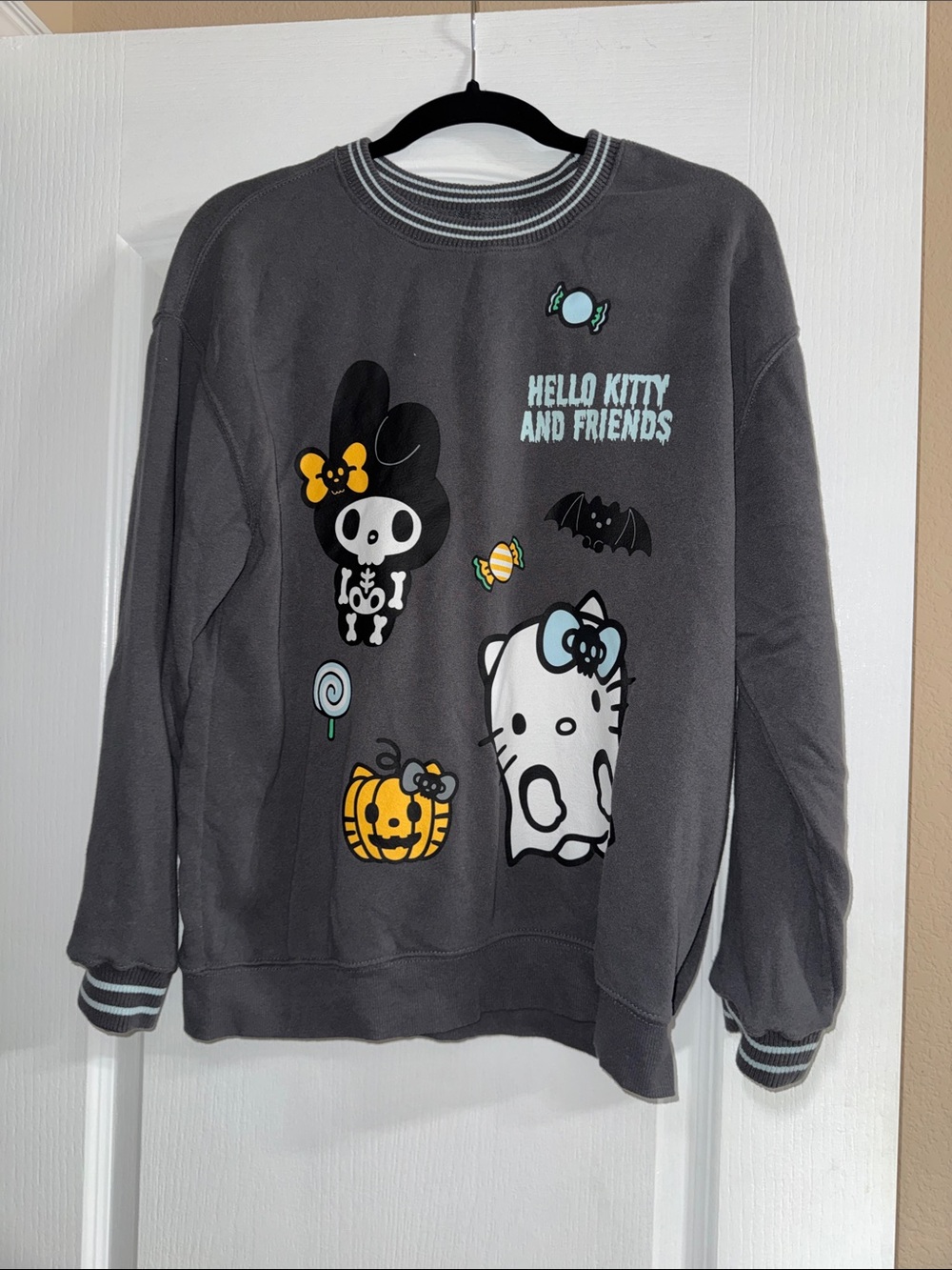 Sanrio Hello Kitty Halloween Glow in the Dark Crewneck sweatshirt
